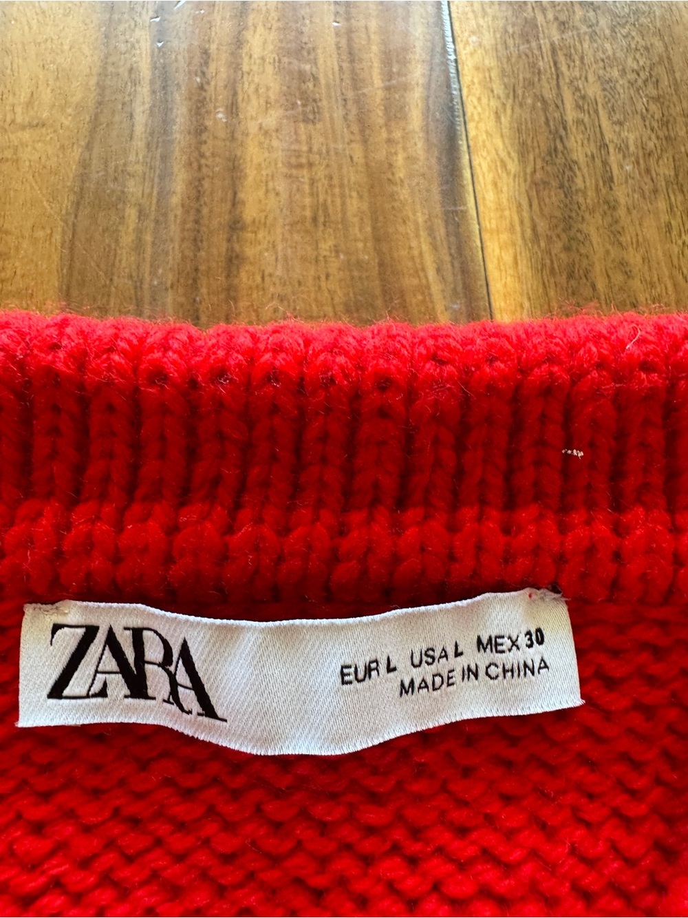 Zara women’s large Red Knit Short-Sleeve Cardigan - Picture 3 of 8